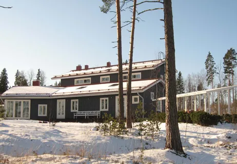 Loma-asunto laajennus omakotitaloksi, Kirkkonummi